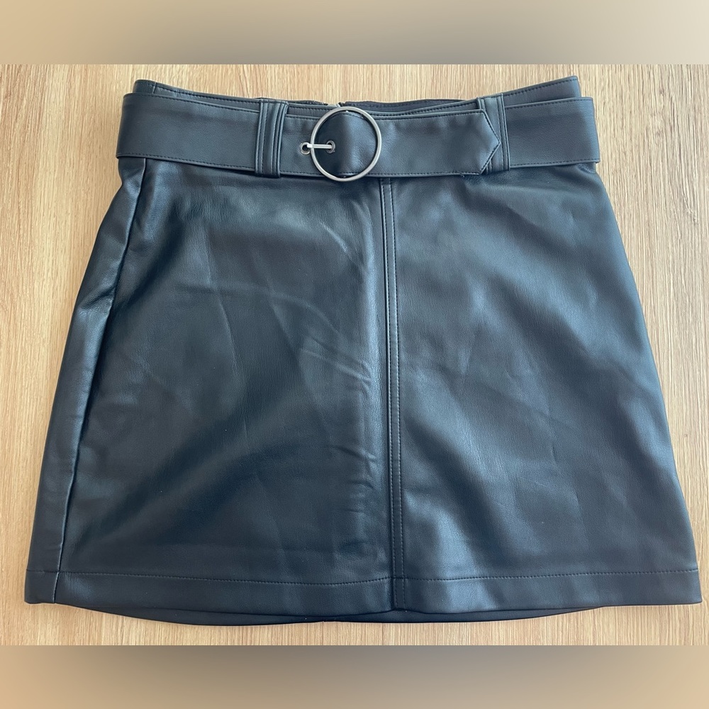 Ultra high rise hollister leather skirt